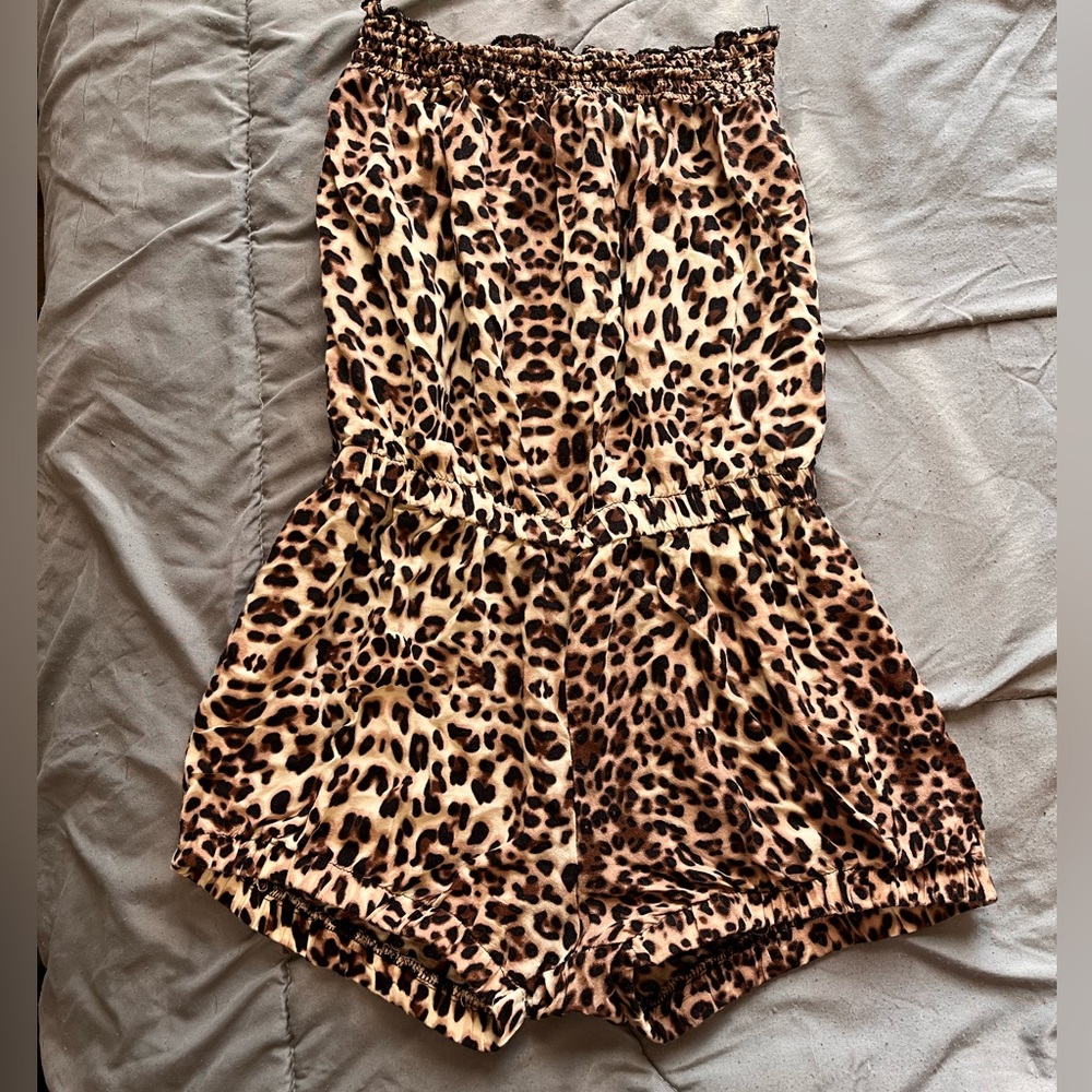 What’s hot cheetah print romper size medium for woman from madrag